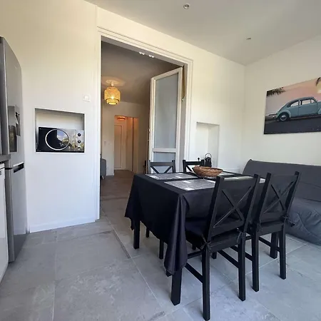 Studio Climatise 2-4 Pers Avec Terrasse Et Parking, Bord De Mer A Borgo - Fr-1-650-29